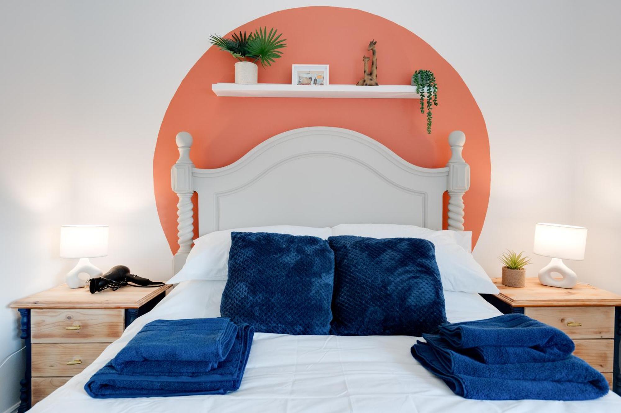 Shawe House - 10 Minute Mcr Airport - Free Parking Villa Wythenshawe Værelse billede