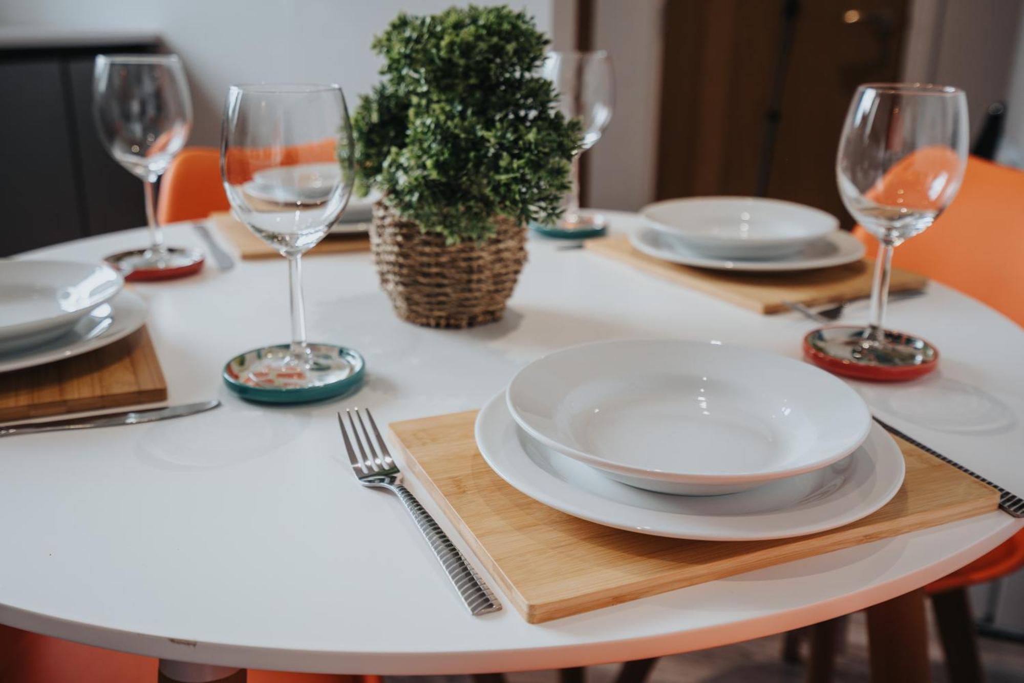 Shawe House - 10 Minute Mcr Airport - Free Parking Villa Wythenshawe Værelse billede