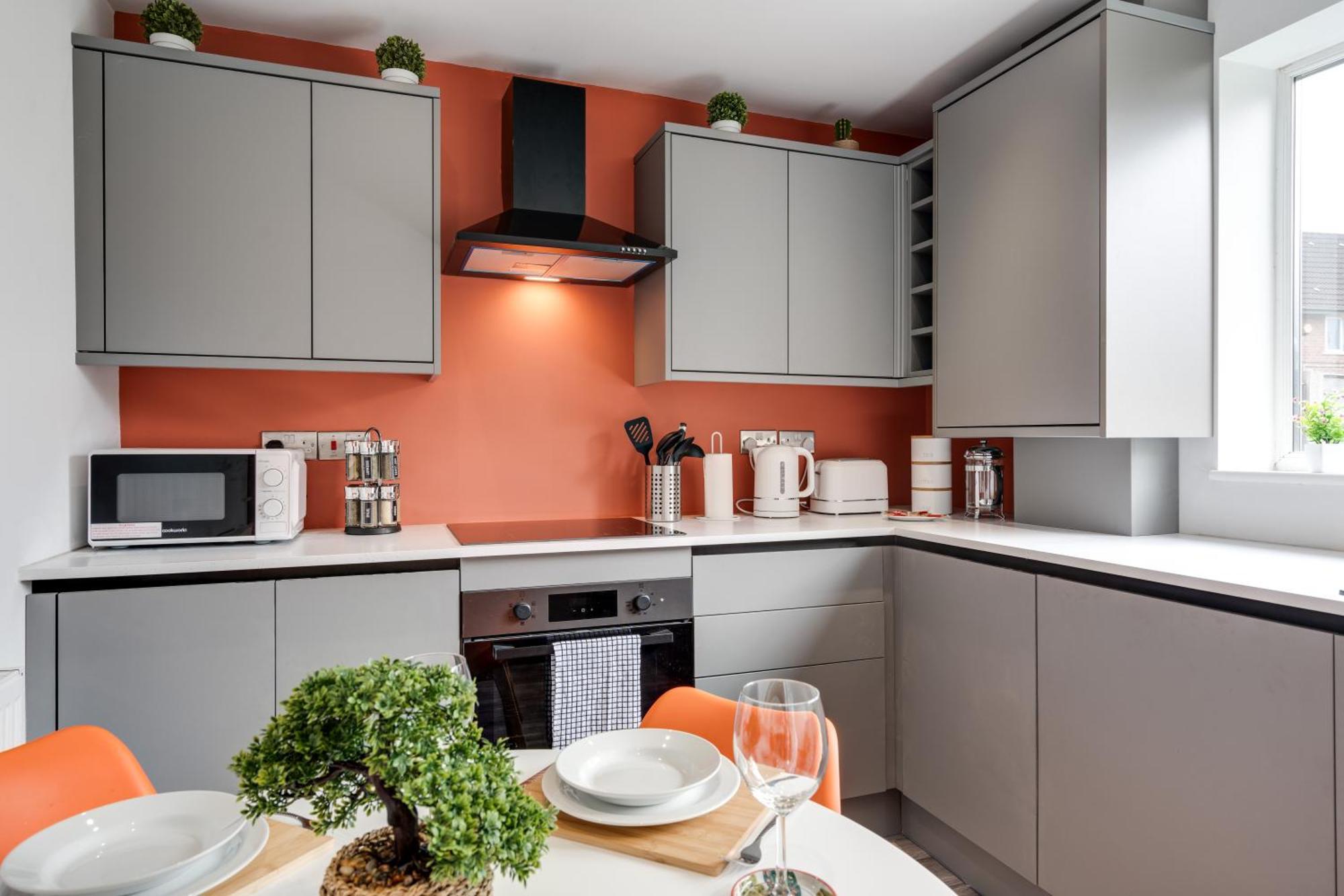 Shawe House - 10 Minute Mcr Airport - Free Parking Villa Wythenshawe Værelse billede